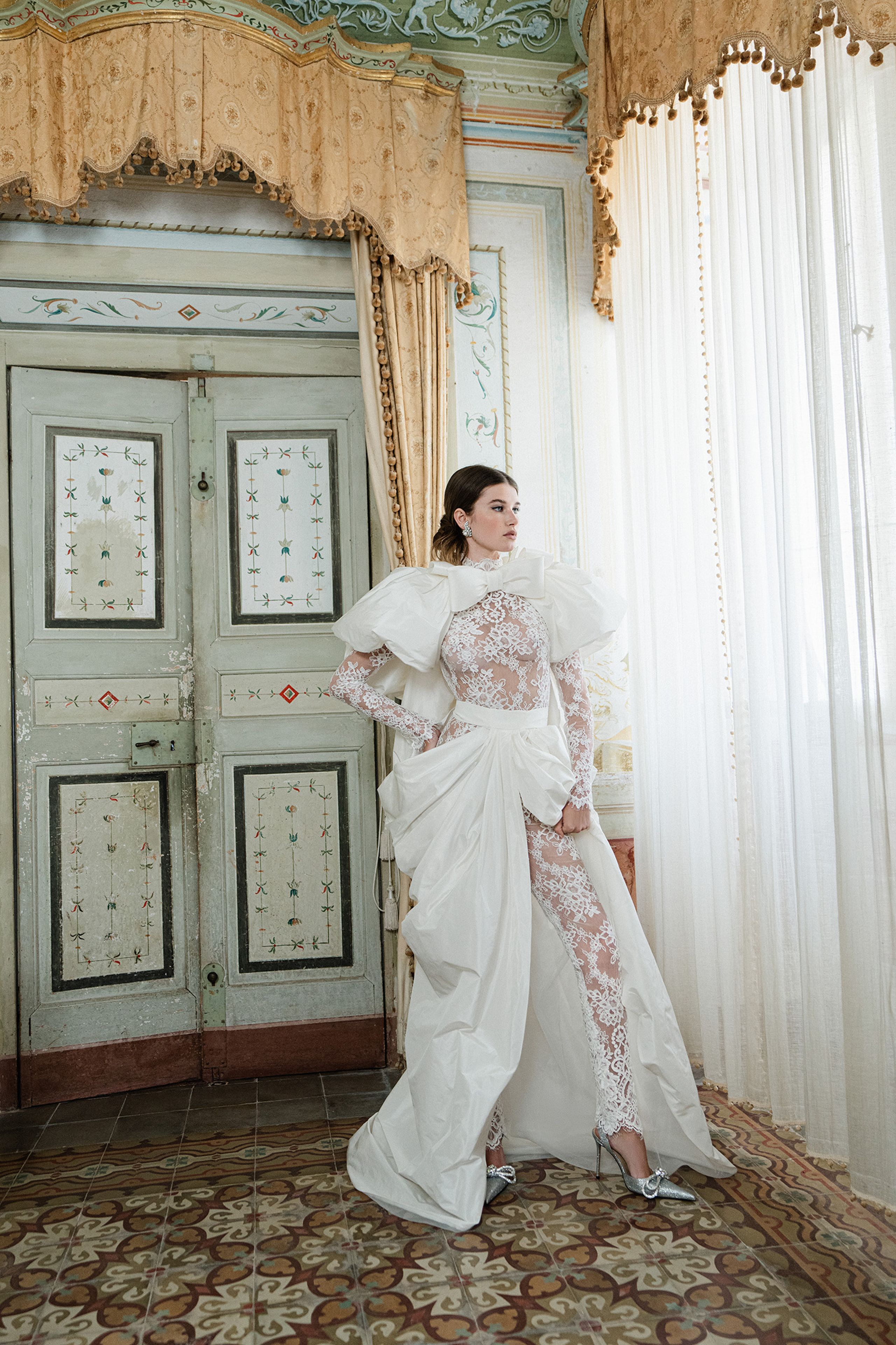 2024-05/MoniqueLhuillierSpring2025Look3_Marceau.jpg