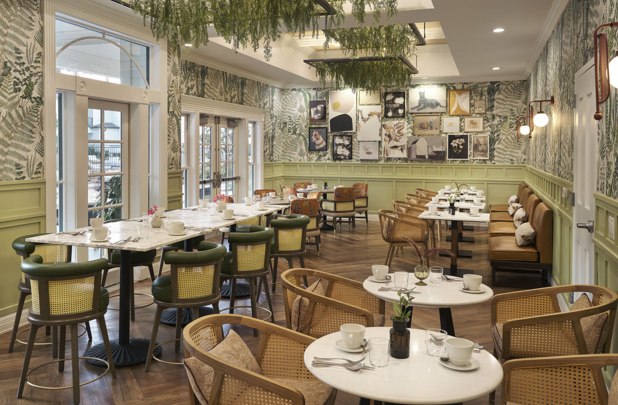 2024-06/SBATX_Breakfast_Room.jpg