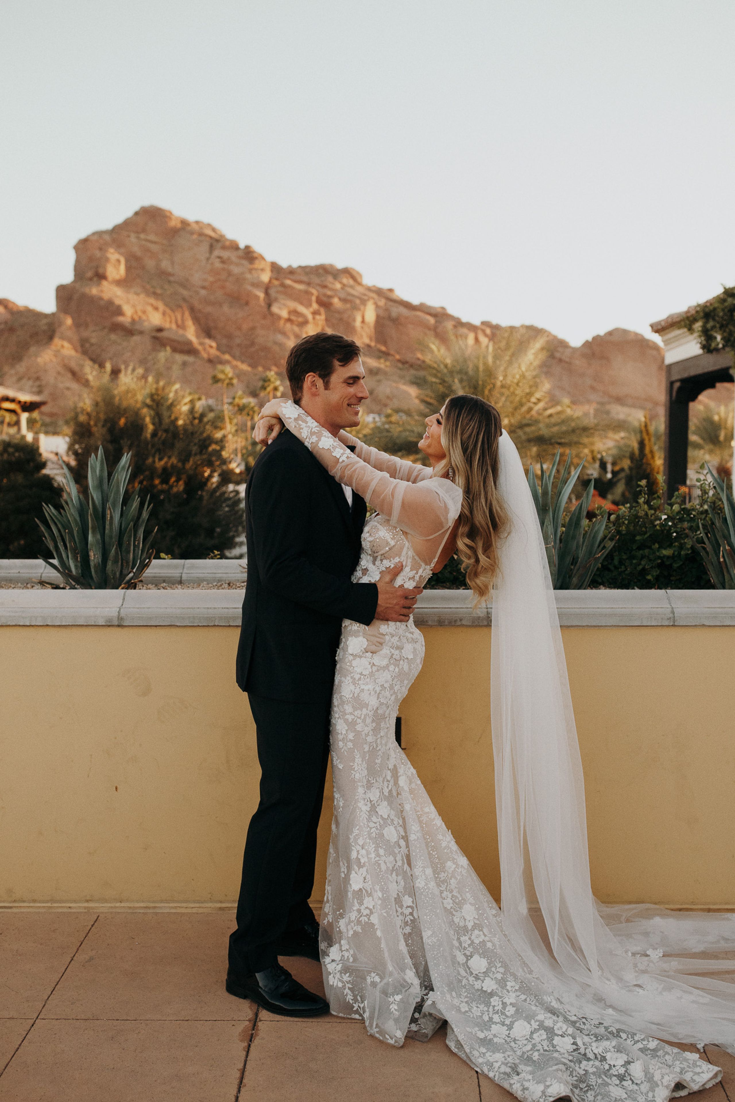 2024-06/MaryKate_And_John_2207.jpg