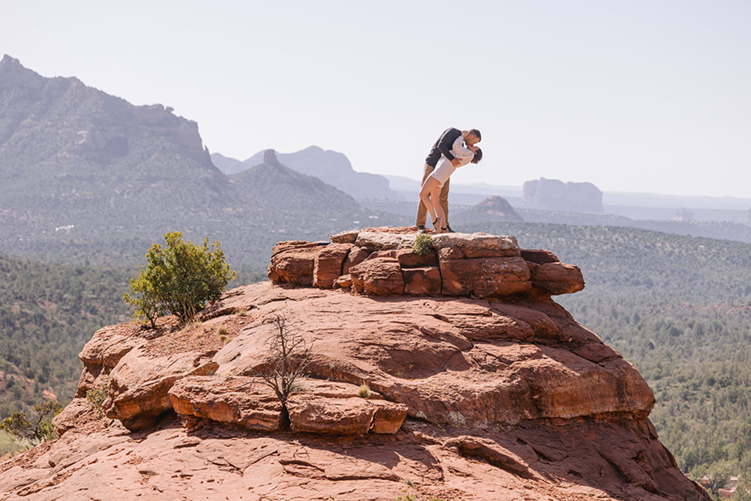inline-images/Sedona Bride 1_Corey+Rachel.jpg