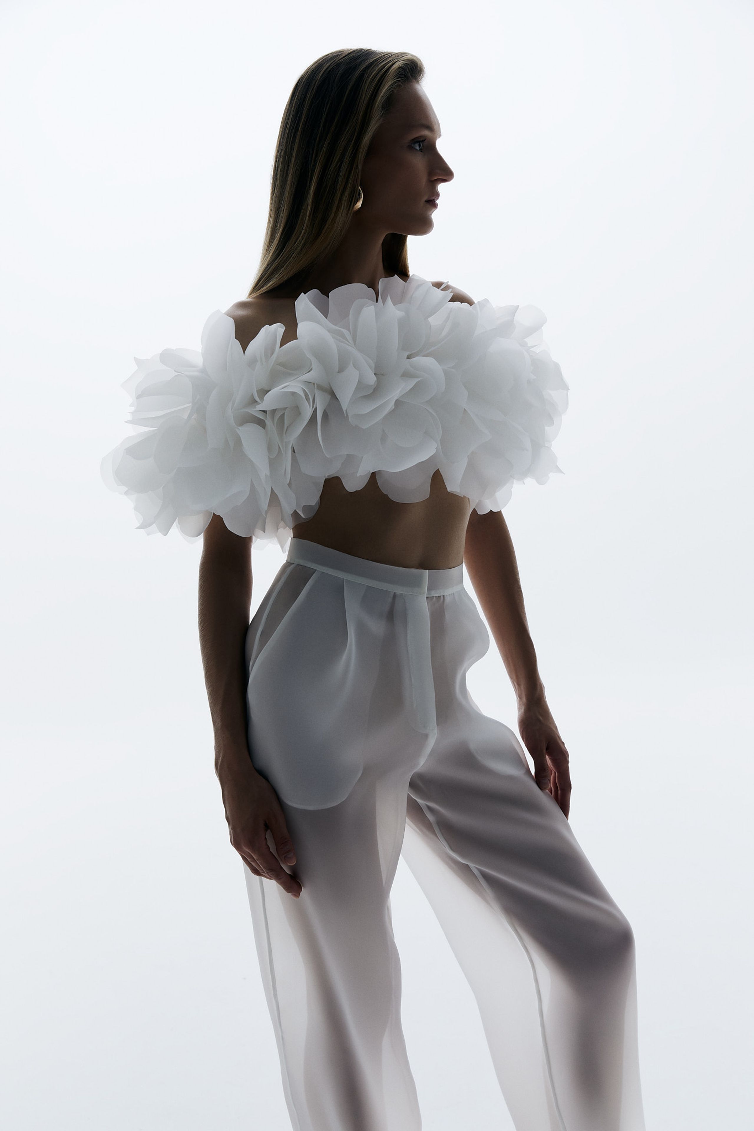 2024-09/Brielle Flower Top + Hunter Trousers(1).jpg