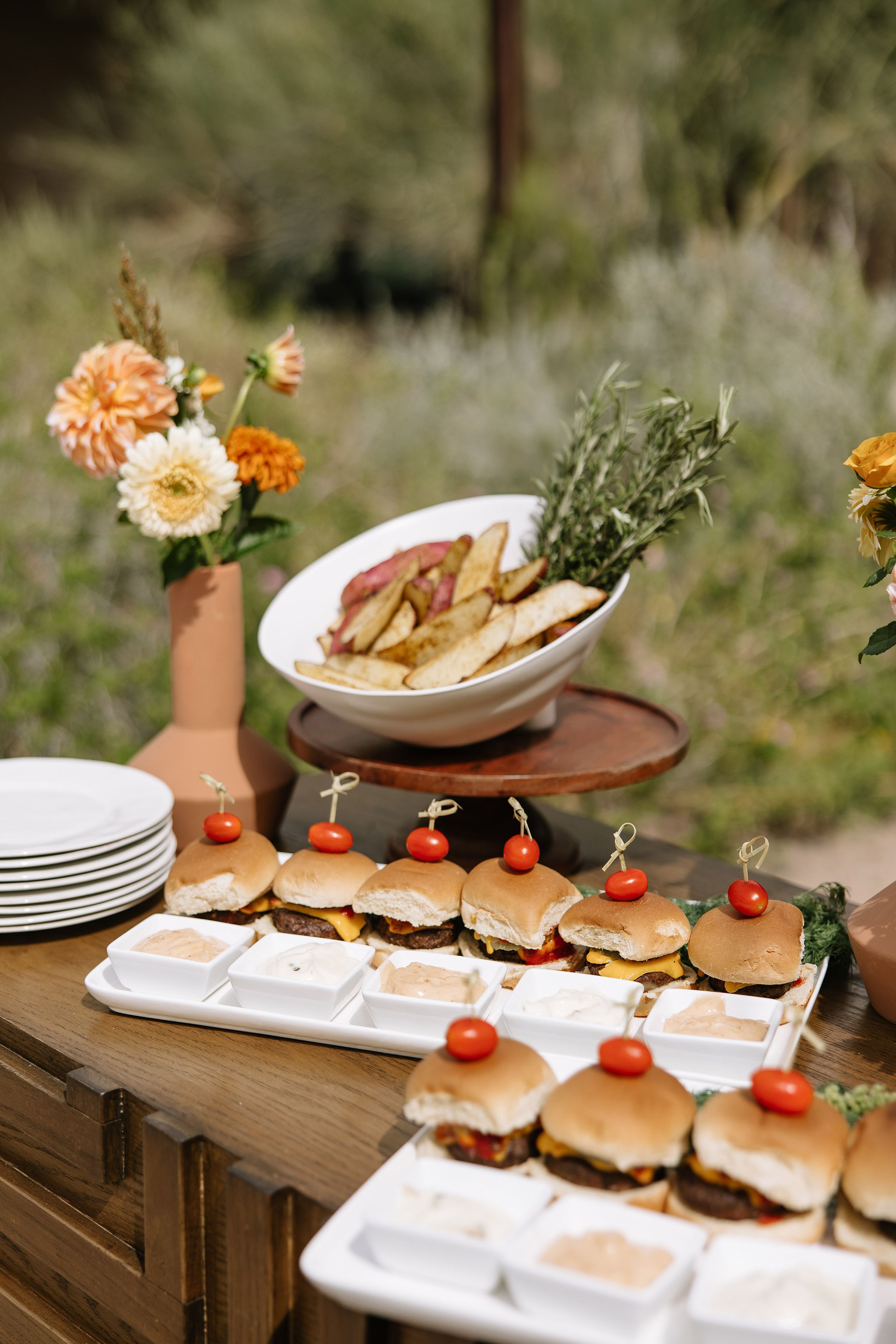 2025-01/F_AZBSS25_CateringShoot150.jpg
