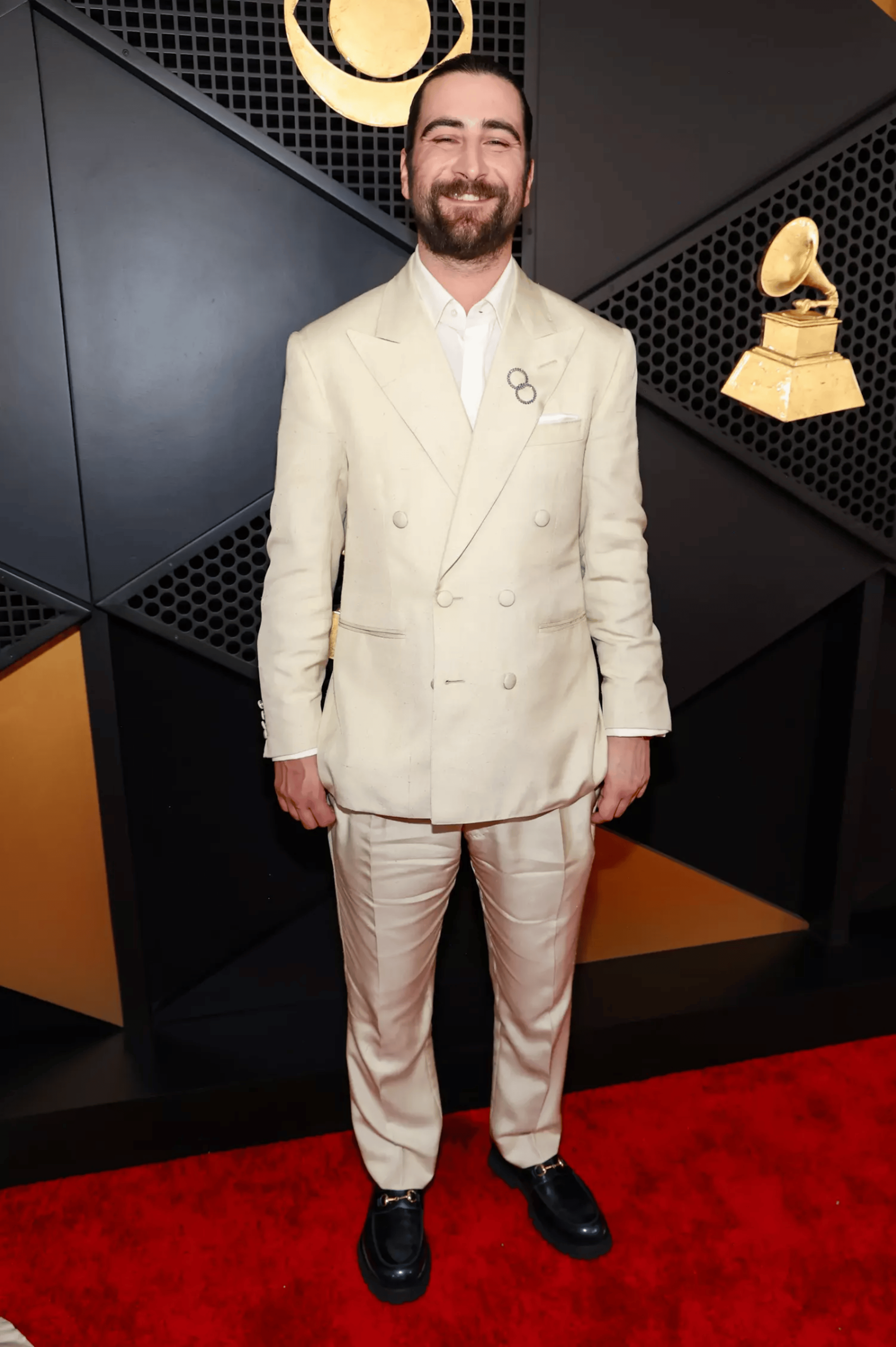 2025-02/Noah-Kahan_Getty-Images_Thom-Sweeney.png