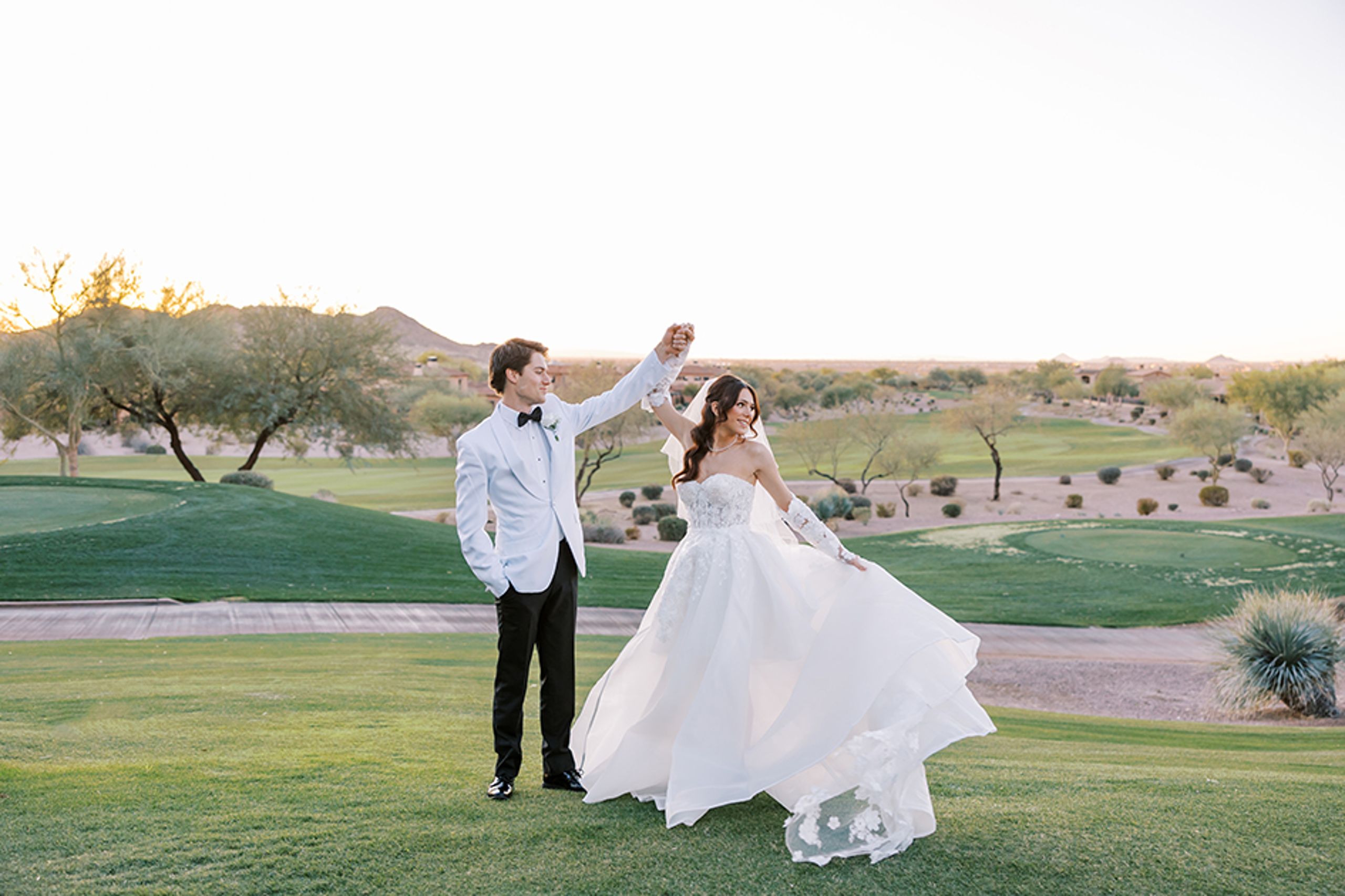 inline-images/SuperstitionMountainGolfClubStyledShoot-0222.jpg