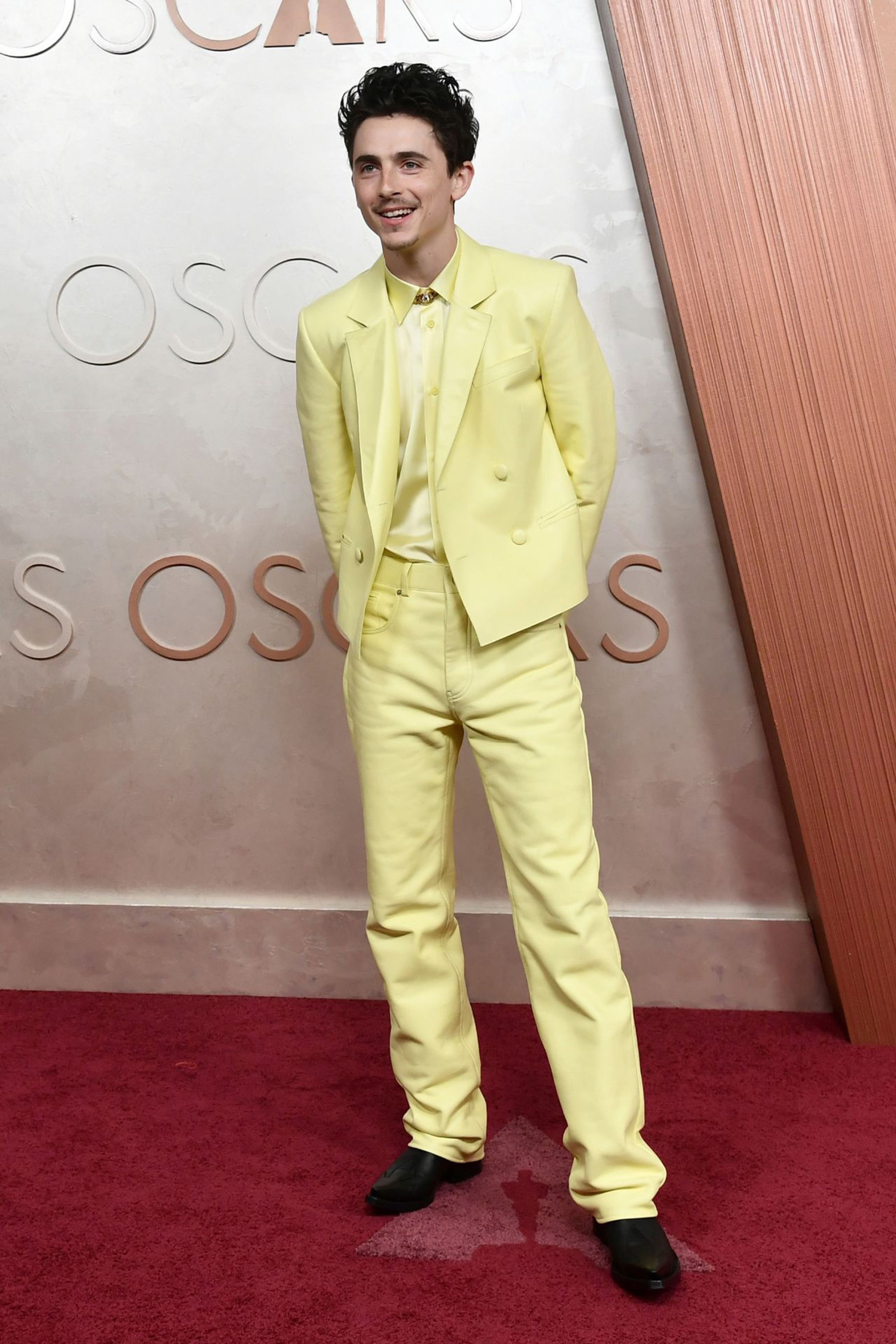 2025-03/Oscars2025_TimothéeChalamet_Designer-Givenchy_Photos-Richard Shotwell_Invision_AP.jpg