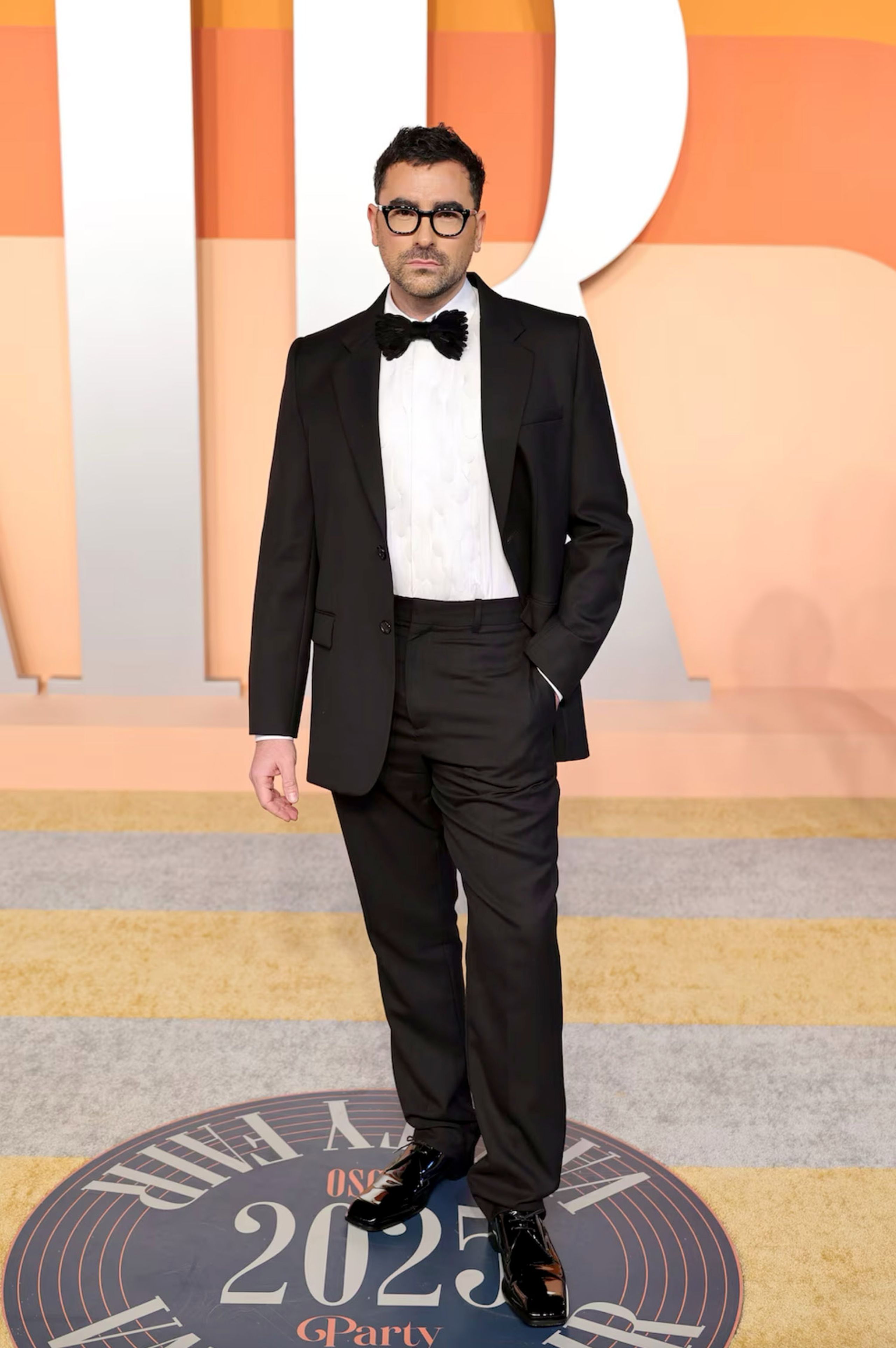 2025-03/_Oscars2025_DanLevy_Designer-Loewe_Photos-Neilson Barnard_Getty.jpg