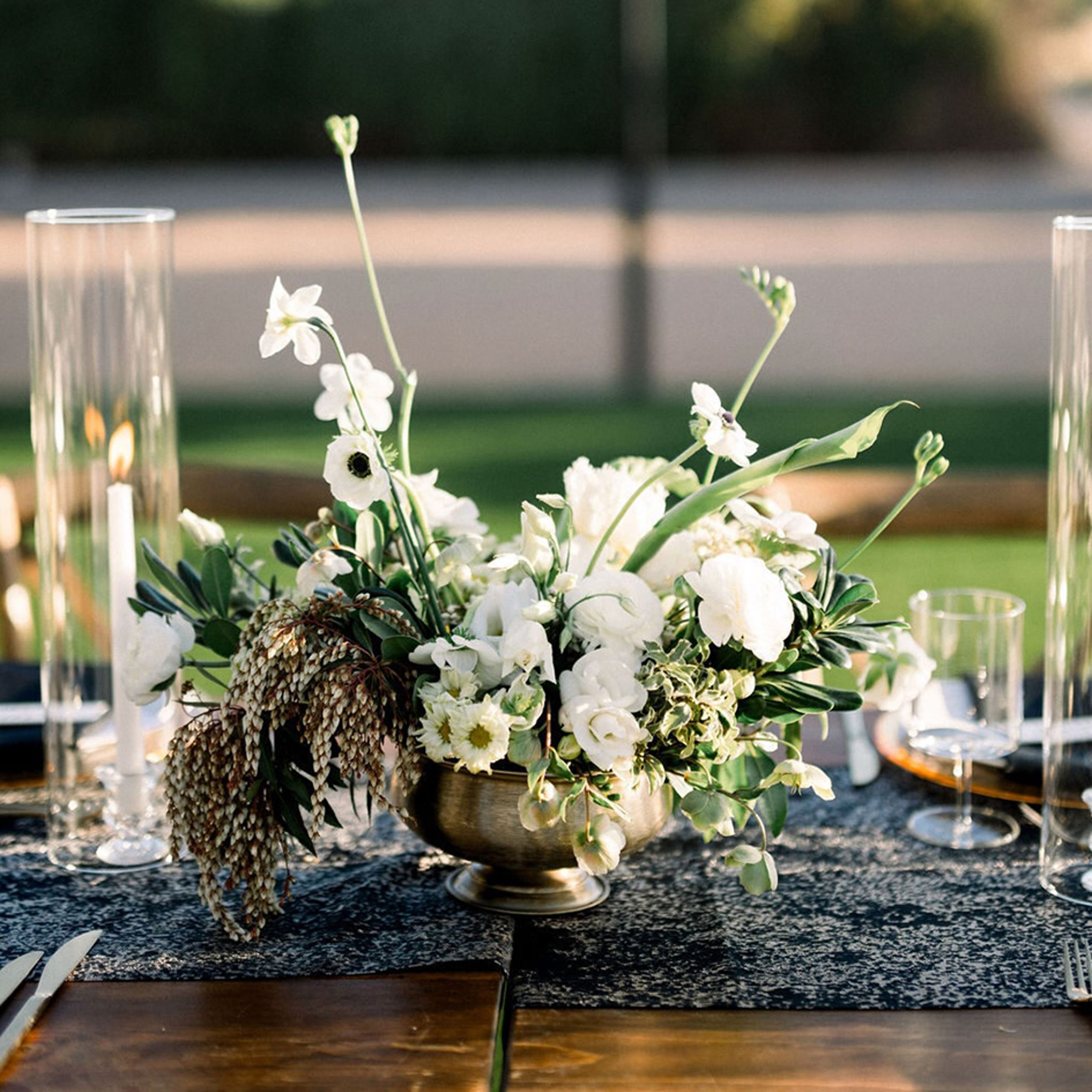 inline-images/weddingurban_0.jpg