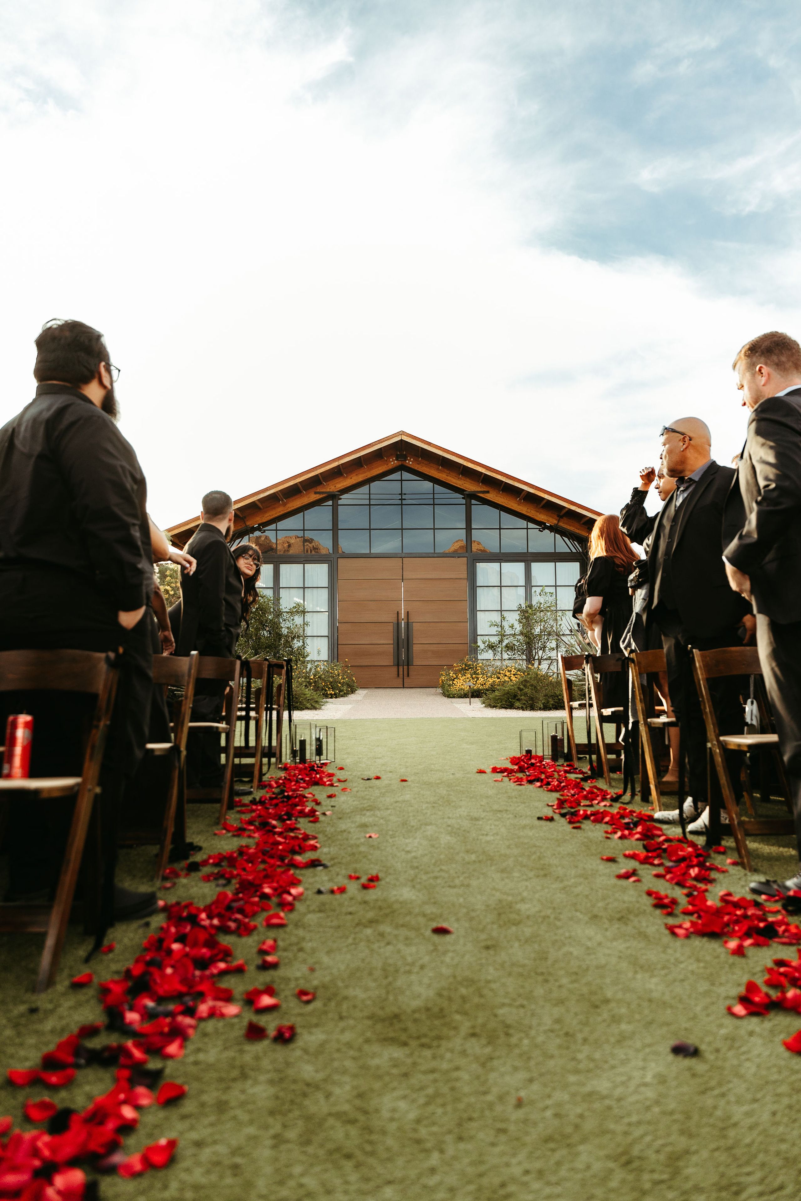 2025-06/WilsonCeremony-86.jpg