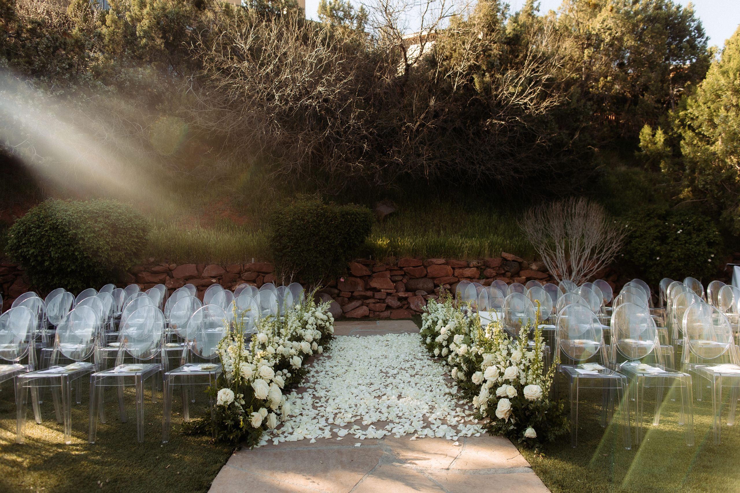 2025-06/Emily+Mike_0623.jpg