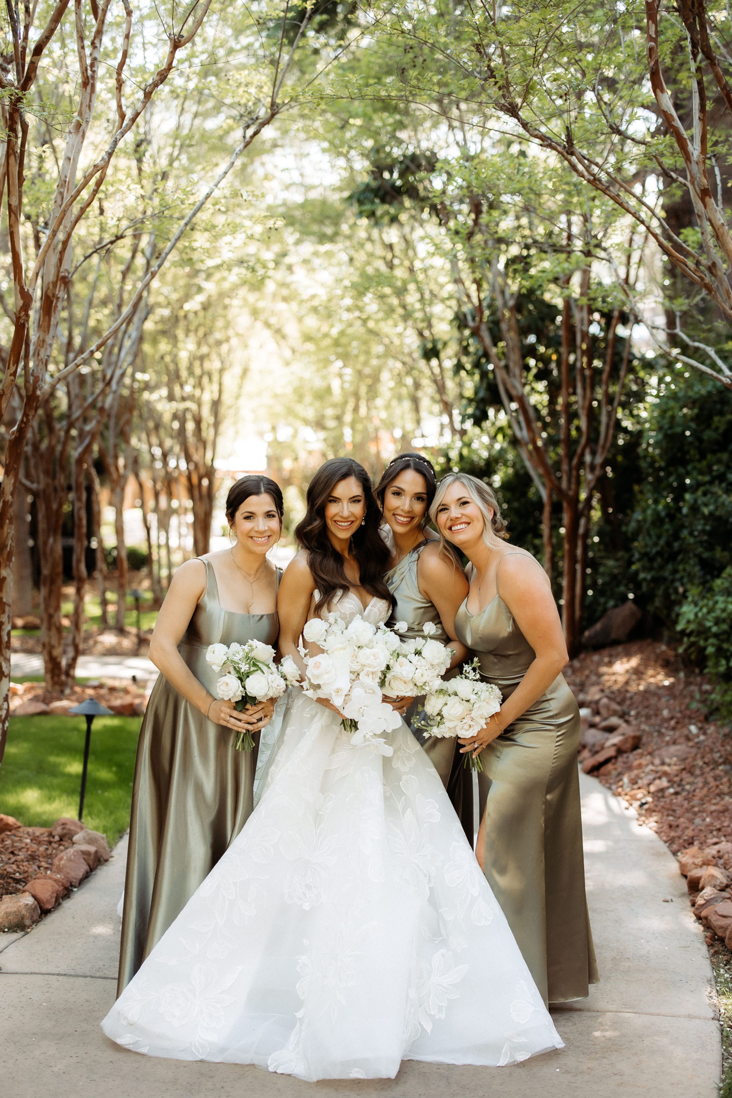 2025-06/Emily+Mike_0502.jpg