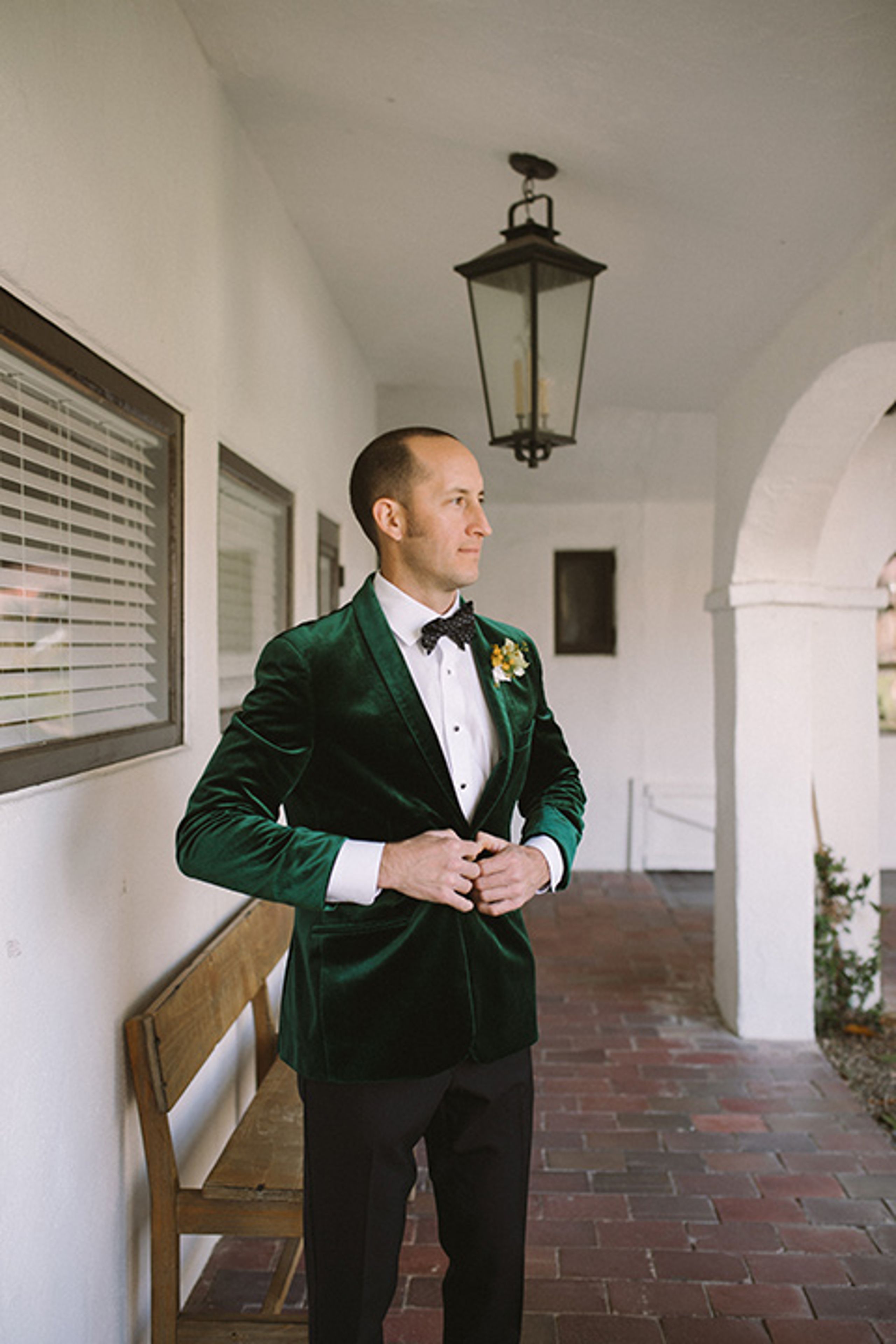 2025-08/Ingleside-inn-shoot-groom1.jpg