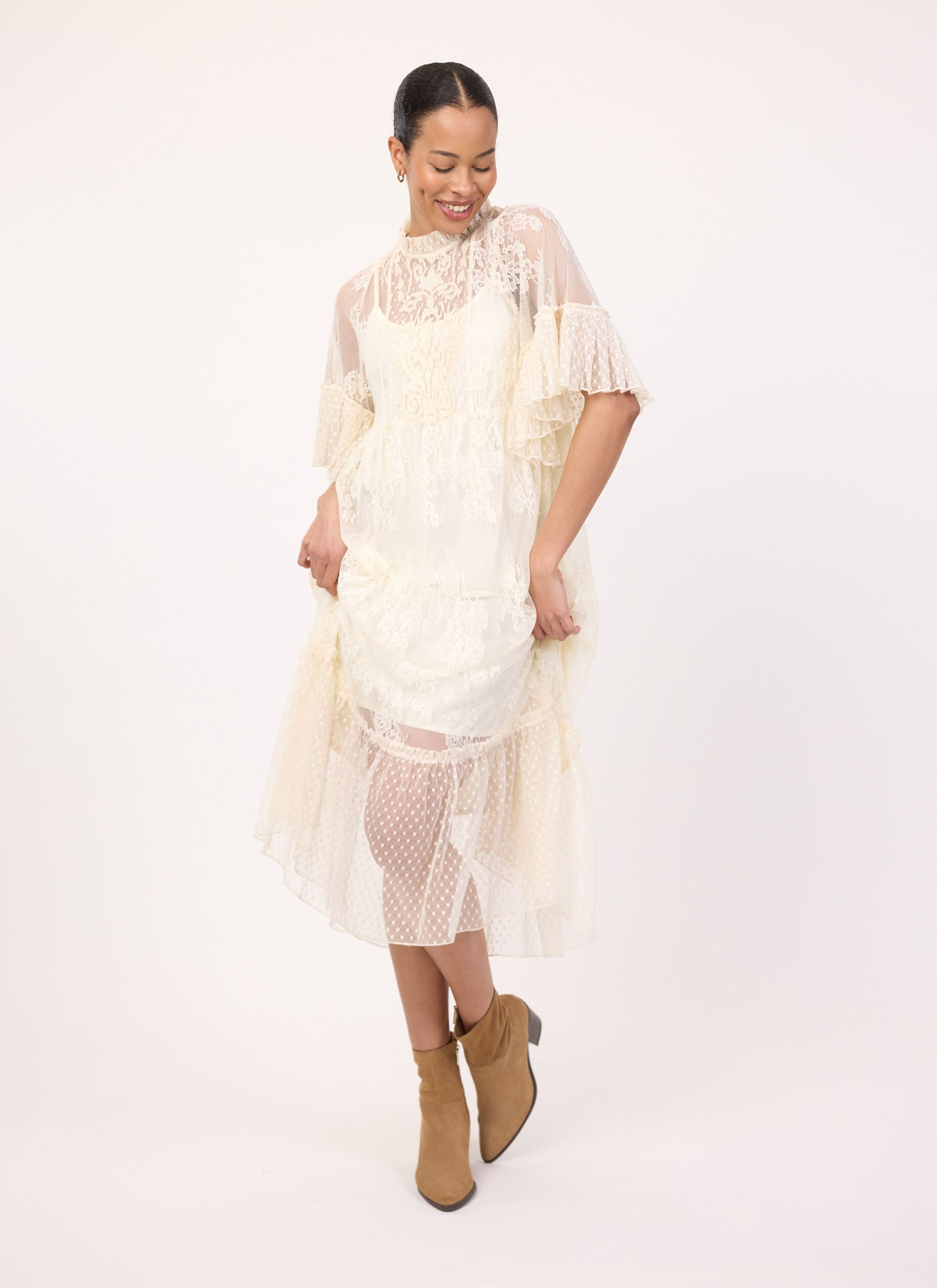 2025-08/HAVISHAM_PEARLED_IVORY_SIZE_10_SHOT_41_1136_HIRES.jpg