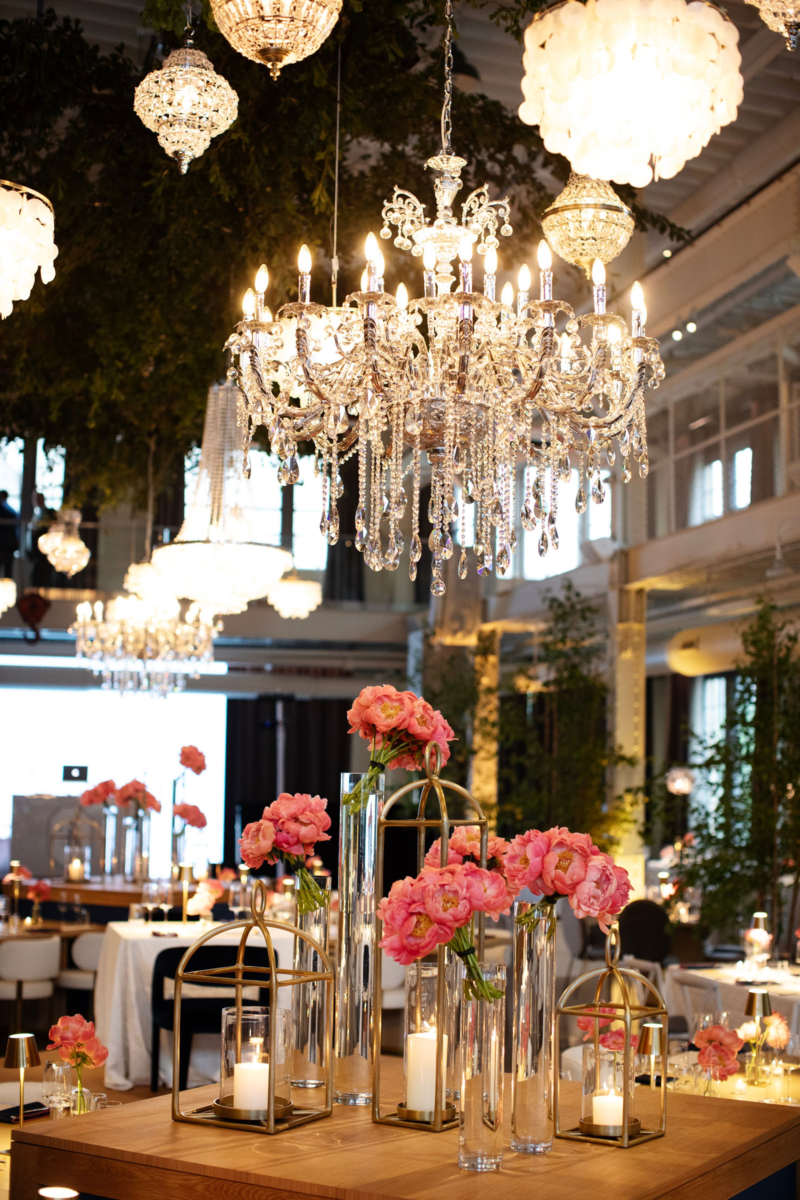 2025-10/AdamBerg_TimJones_Wedding_1180.jpg