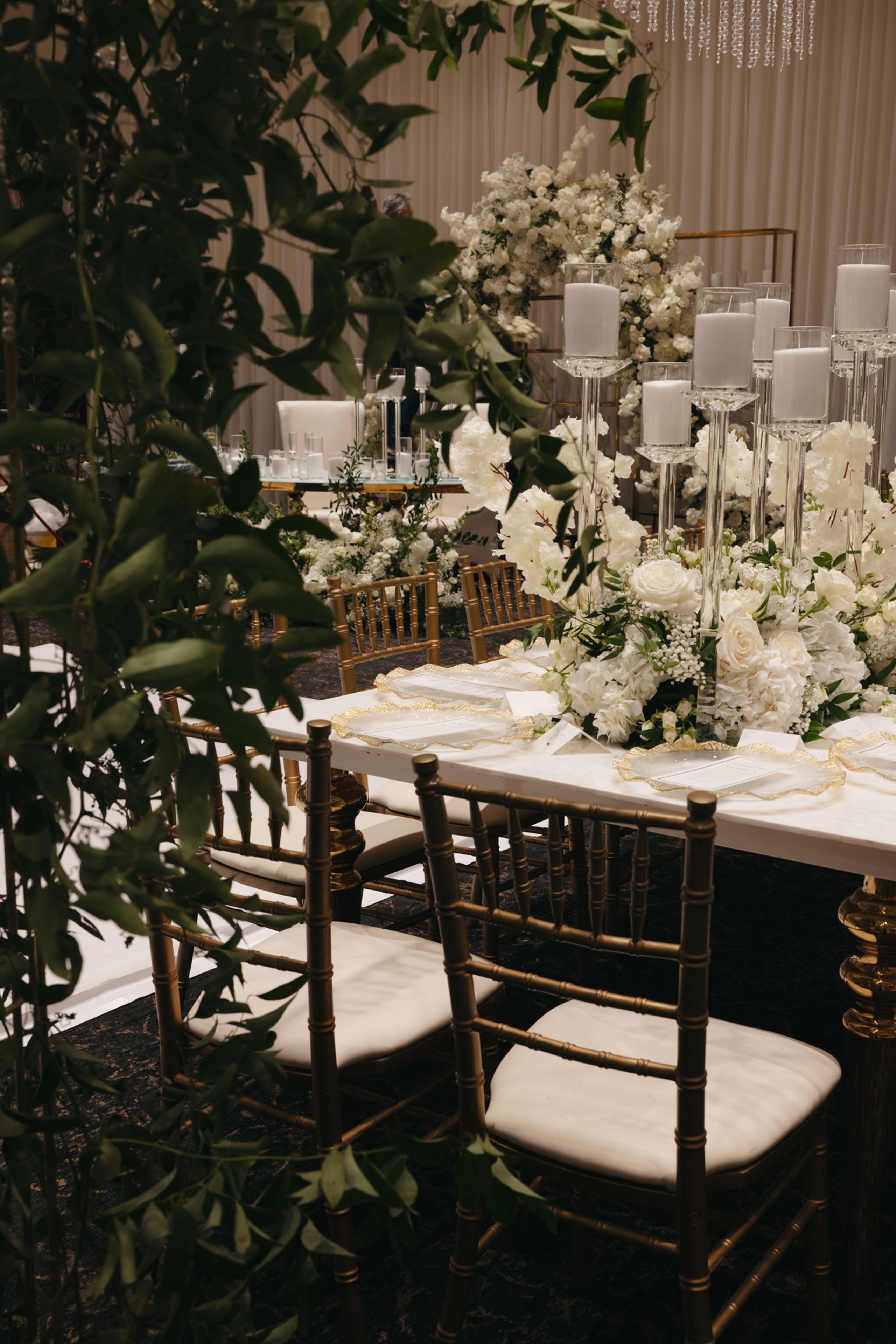 2025-11/Luxury-Editorial-Assyrian-Wedding-Arizona-Cacie-Carroll-Photography-525.jpg