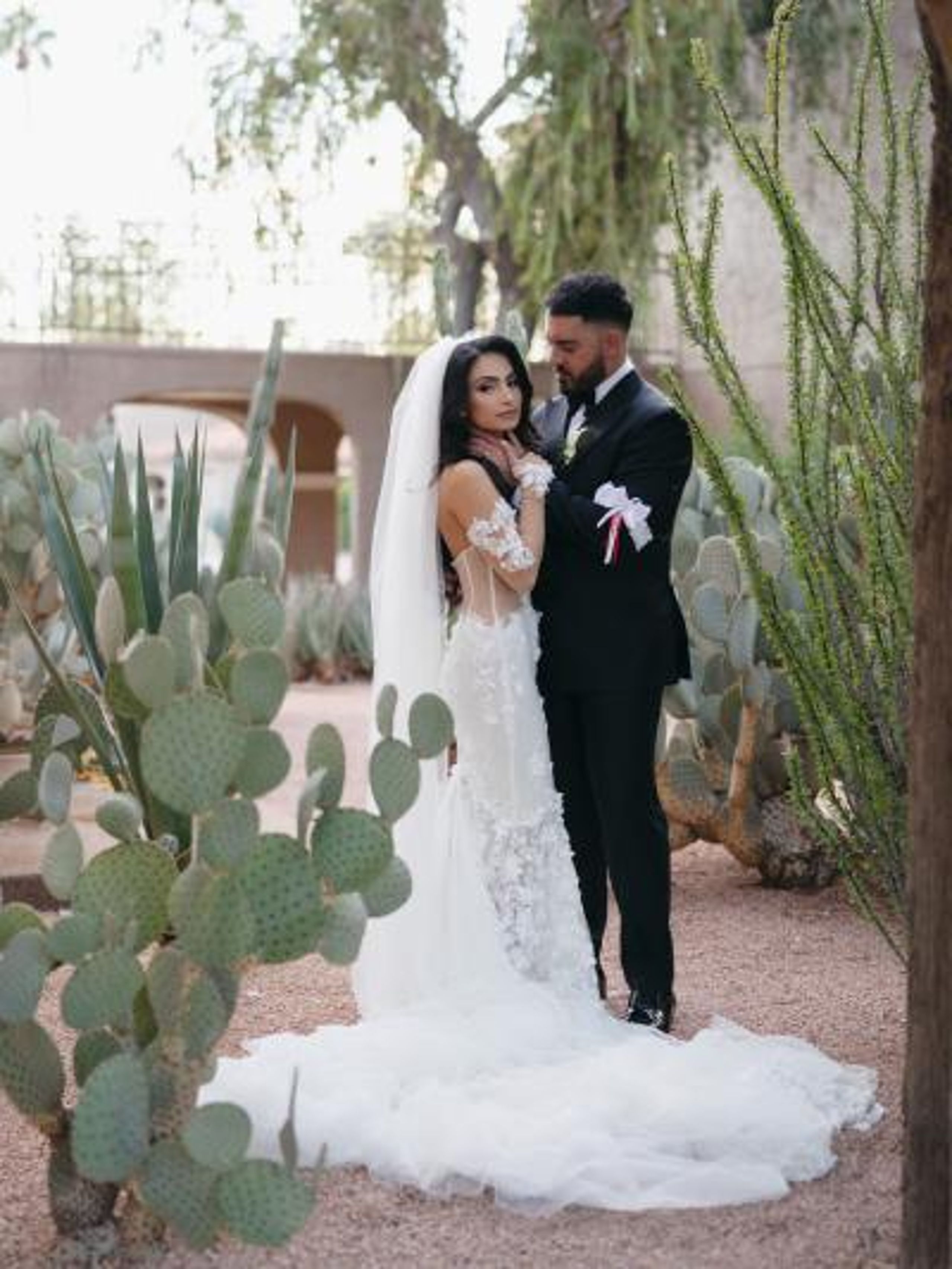 field/image/Luxury-Editorial-Assyrian-Wedding-Arizona-Cacie-Carroll-Photography-693.jpg