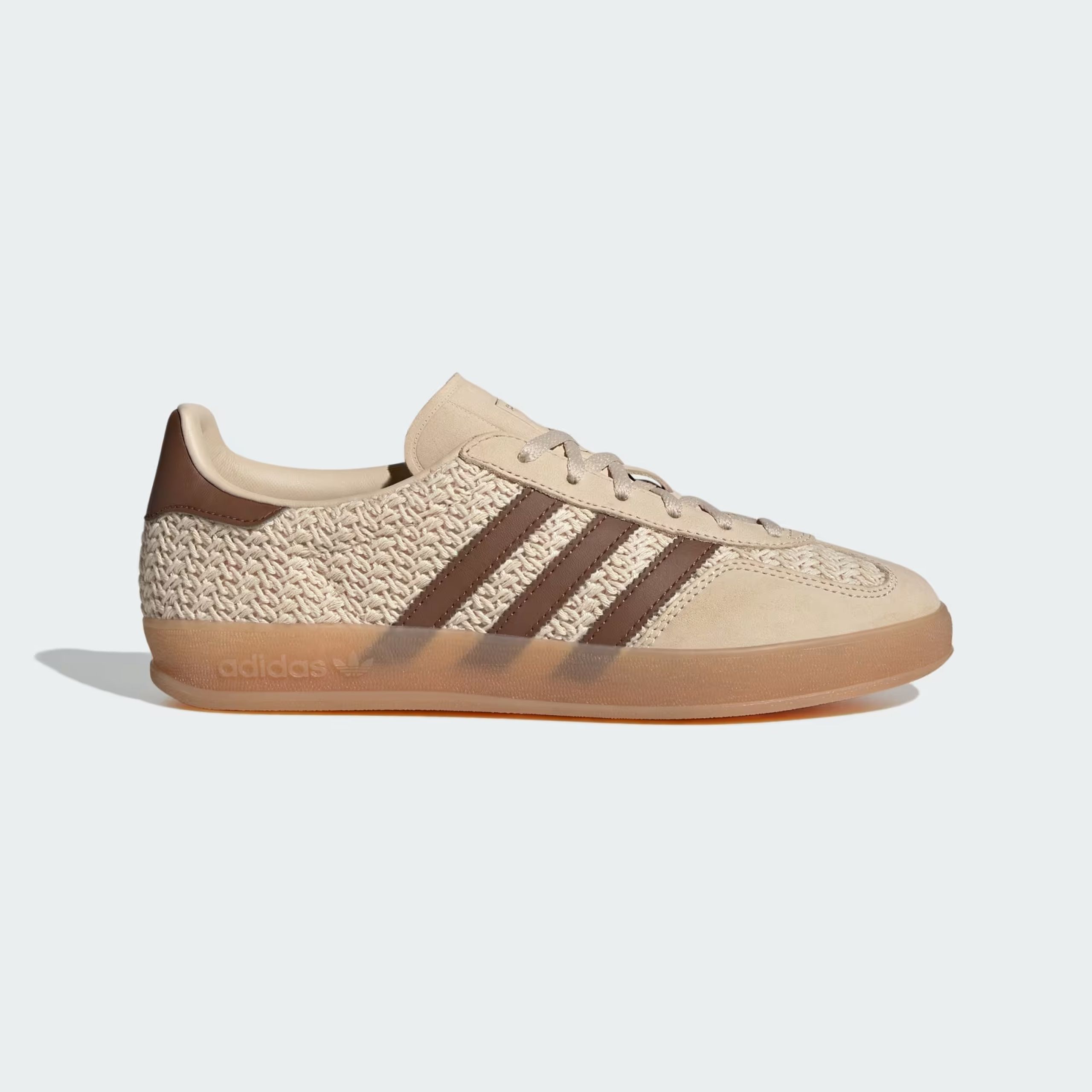 2026-02/Shoe.jpg