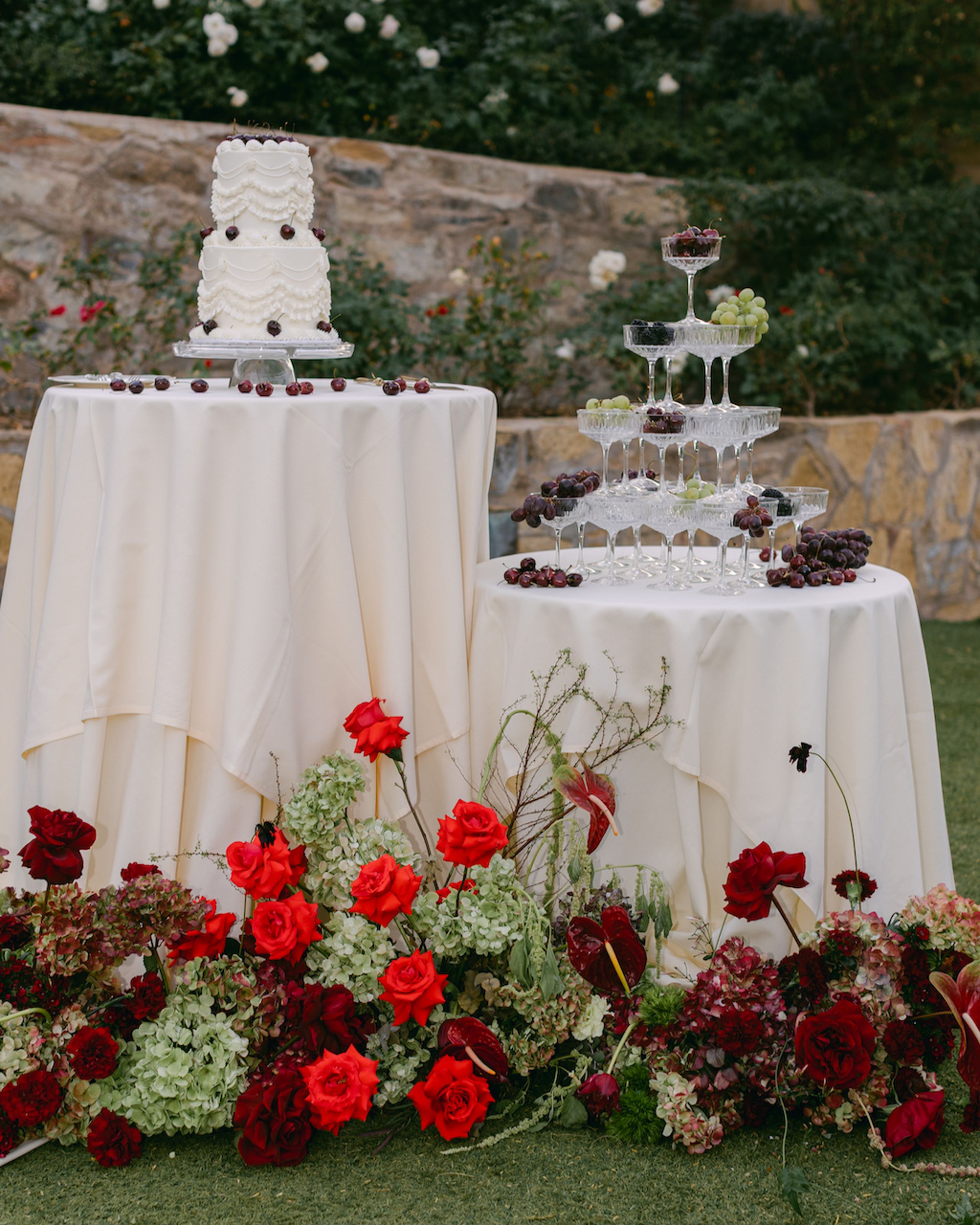 2026-03/120-Sara-Bishop-Wrigley-Mansion-red-luxury-wedding-February 10, 2025_0.jpg