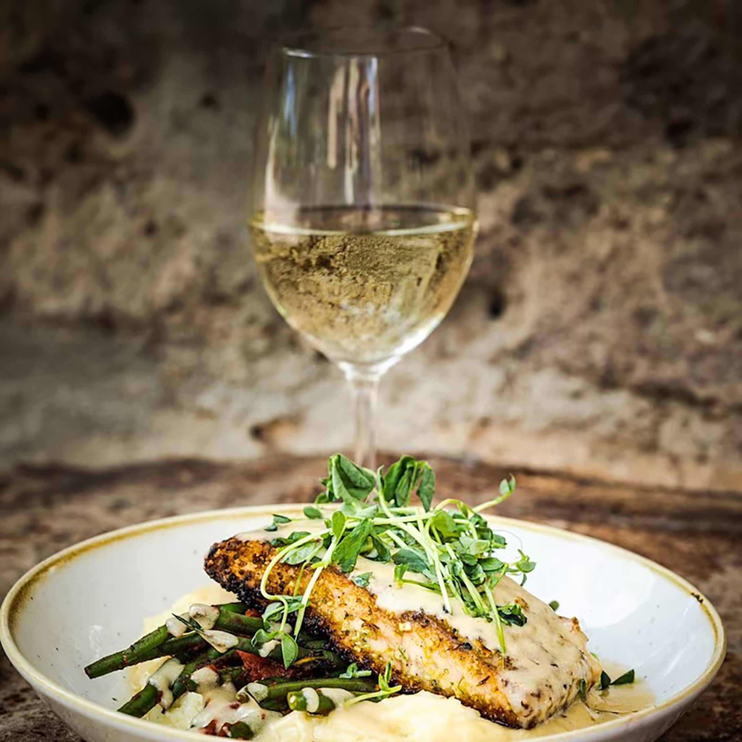 inline-images/tvr-dinner-2.jpg.jpeg