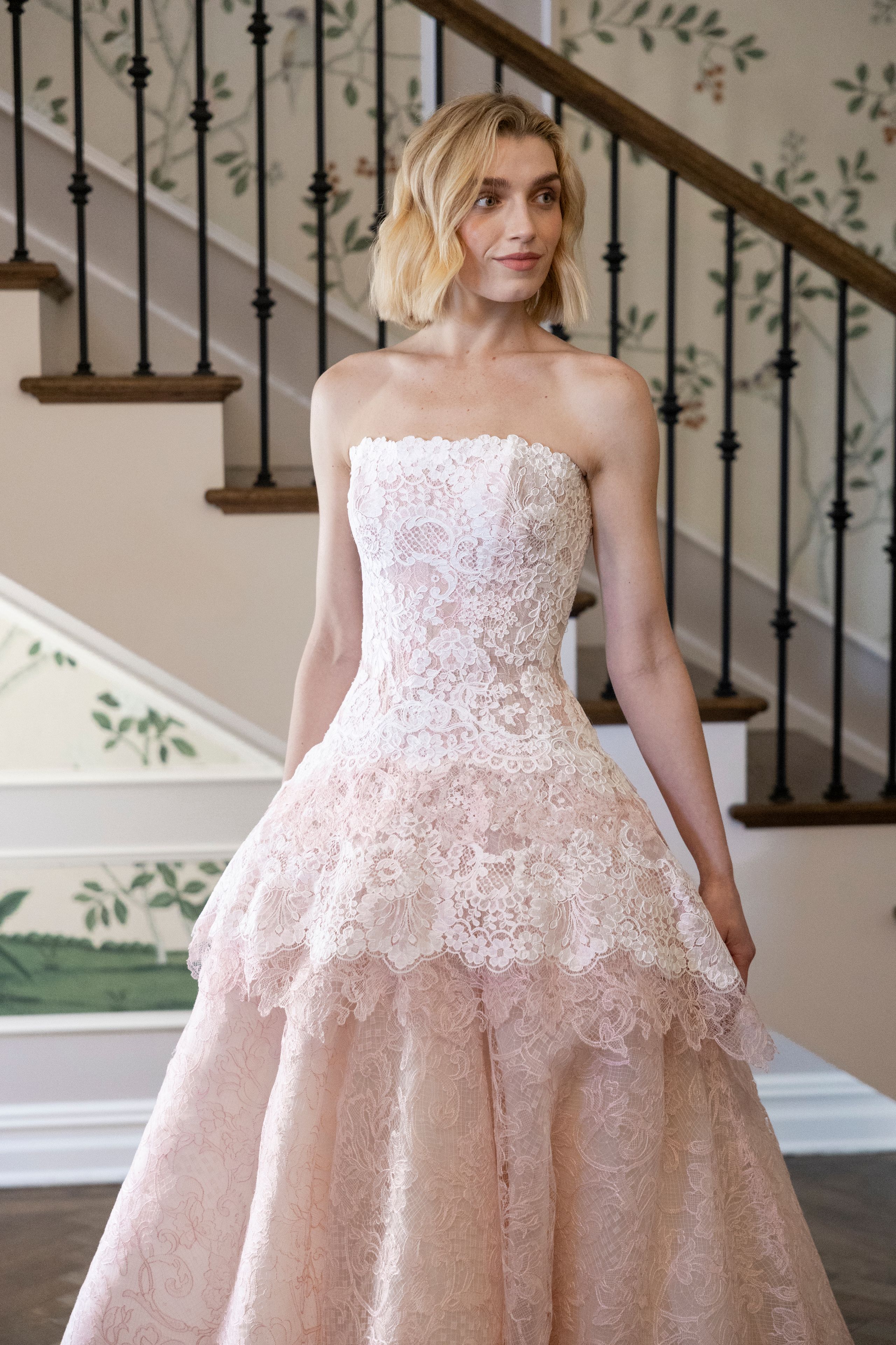 2026-04/jaclyn-whyte-short-lace-wedding-dress-bridal-trend.jpg