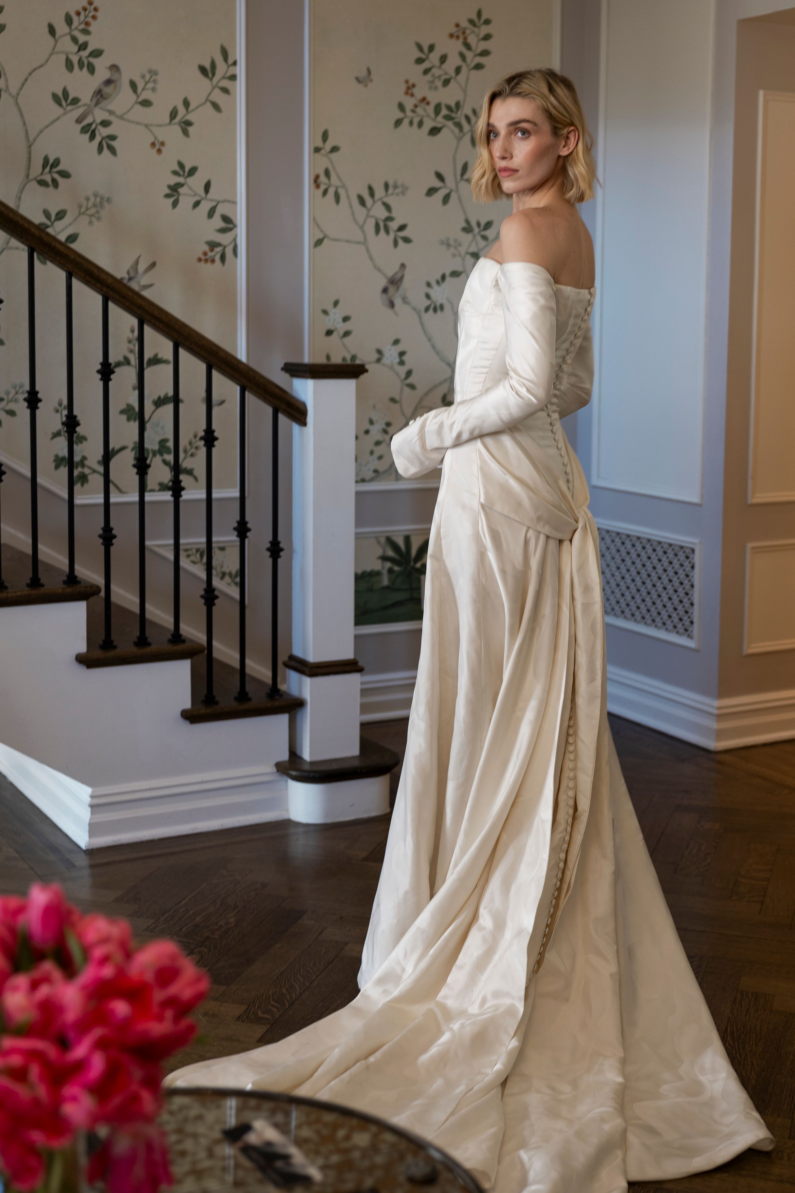 2026-04/jaclyn-whyte-backless-lace-wedding-dress-detail.jpg