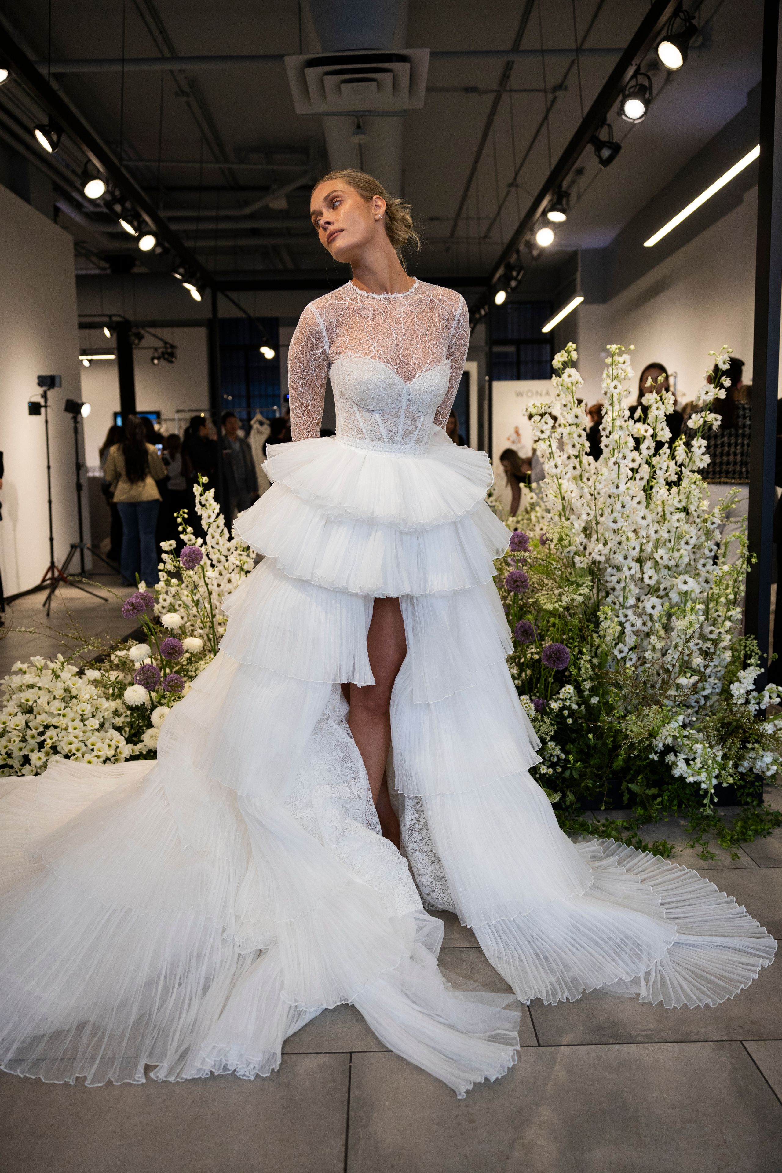 2026-04/wona-concept-tiered-tulle-wedding-dress-nybfw-2026.jpg
