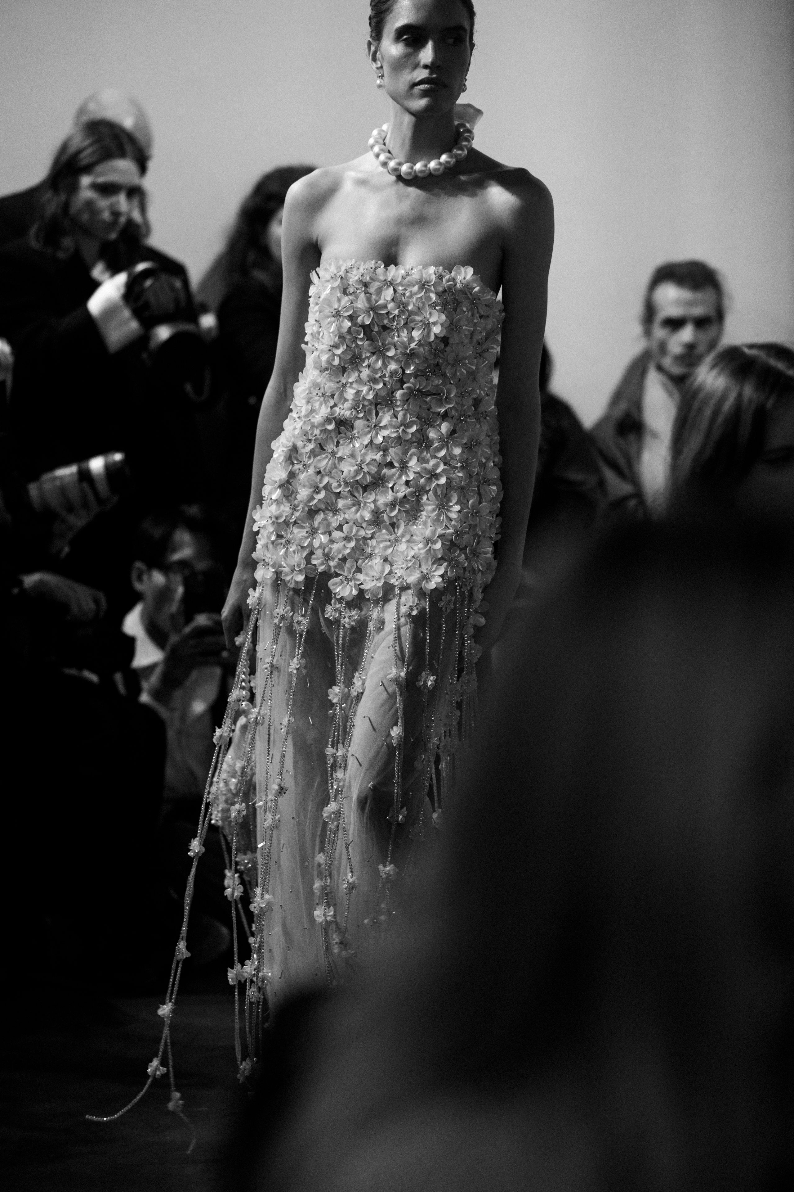 2026-04/lihi-hod-embellished-wedding-dress-textured-detail.jpg
