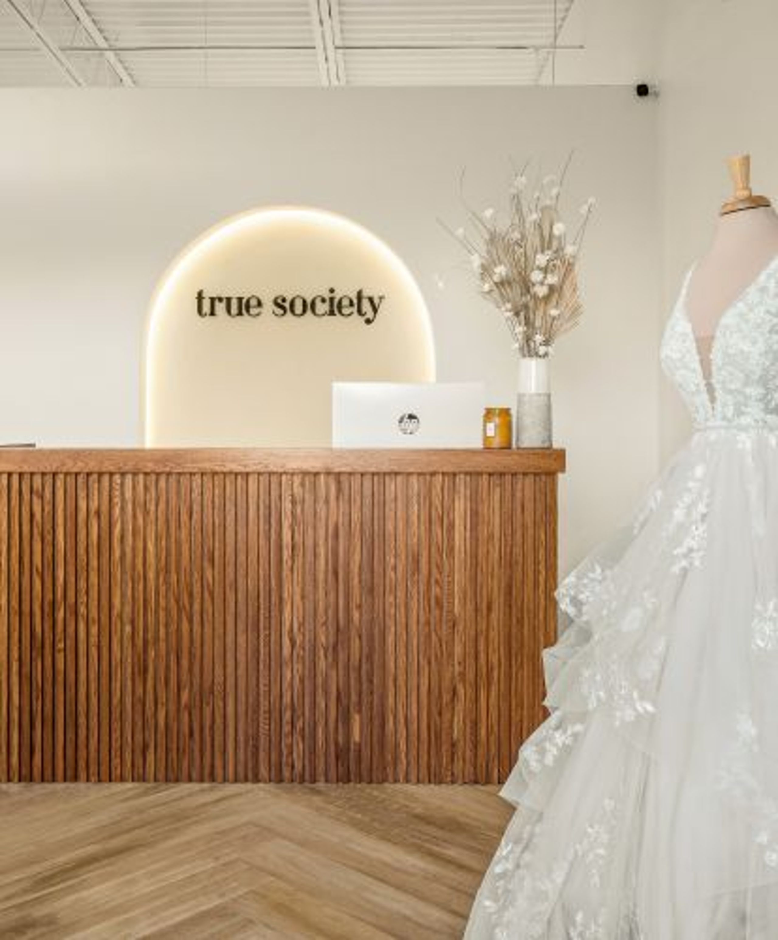 2023-11/TS Bridal 4.jpeg