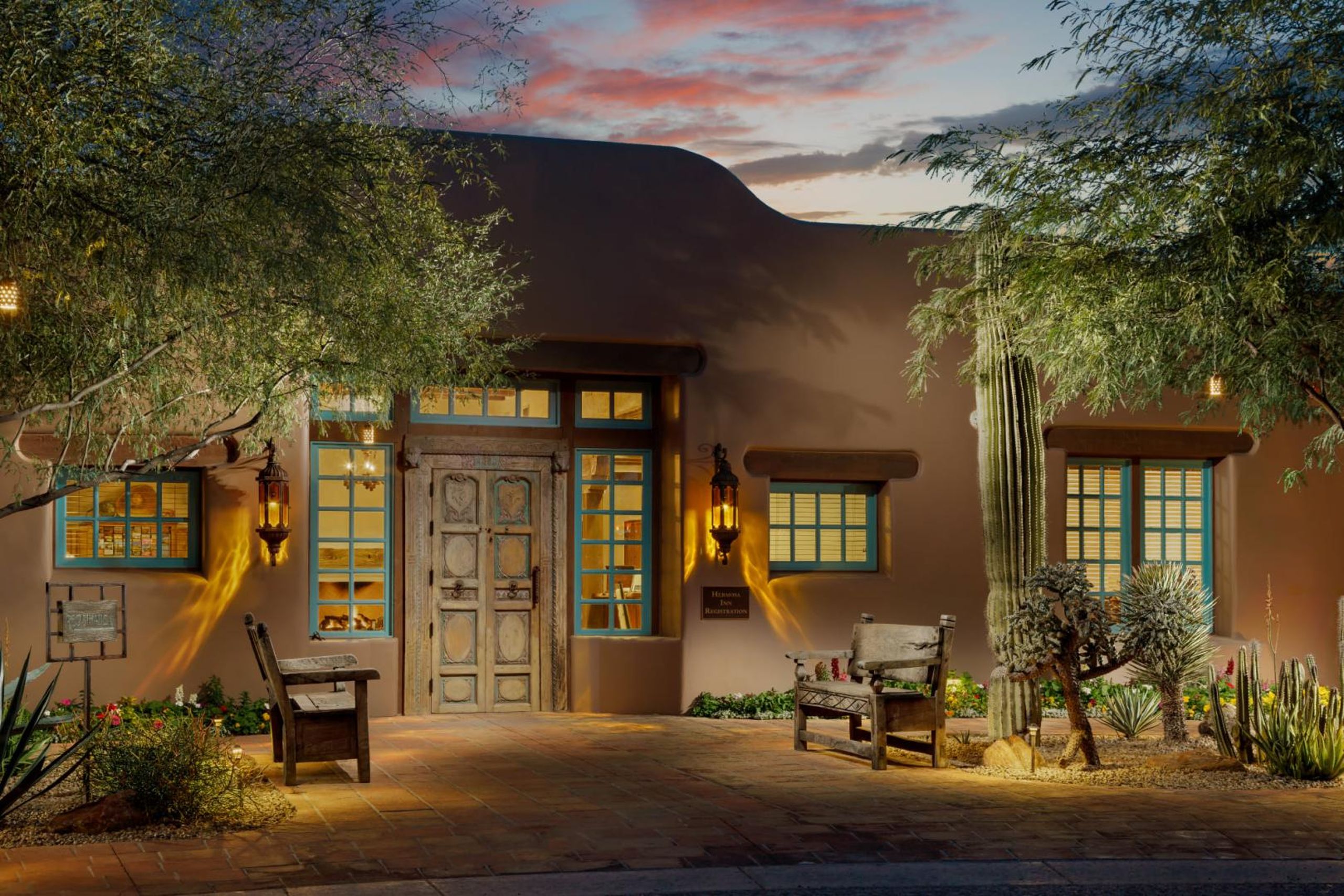 Hermosa Inn Lobby Entrance at dusk.jpg