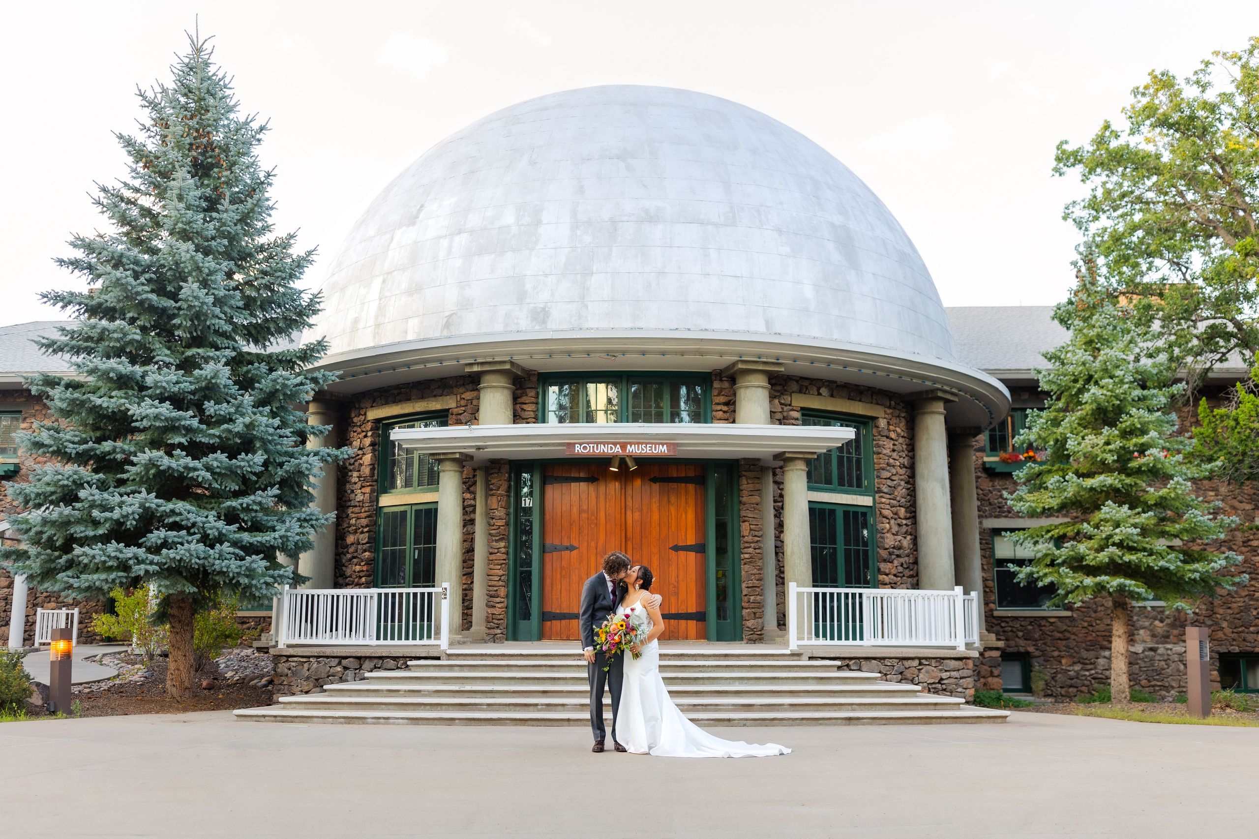 2025-10/Saaty Photography - Yisha and Ben - Lowell Observatory Flagstaff Wedding -390_0.jpg