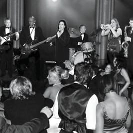 field/sandboxmnbridecom239elwb01blackmeshcom/image/8-elevation-cc_0.jpg