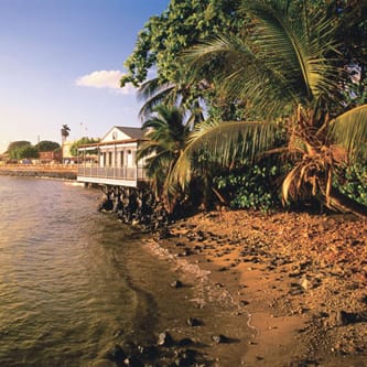 field/image/00706.Lahaina_-Maui.jpg