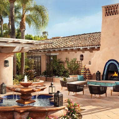 field/image/RV_Fountain-Courtyard.jpg