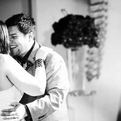 field/image/modern_red_seven_degrees_wedding.jpg