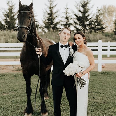 field/image/teaserbride-and-groom-3.png