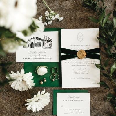 Velvet and Emerald Details Featured in Old Hollywood Inspired Stationery at Essence Event Center