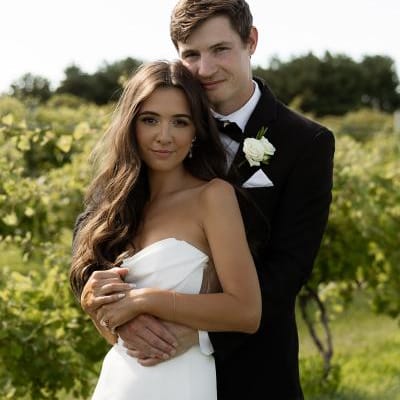field/image/ANNAMANTINI-WEDDING-THEWINTERSTEINS-749_websize.jpg