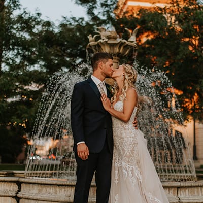 Savannah Steiger Photography courtesy of The Cargill Room at the Waterfront La Crosse