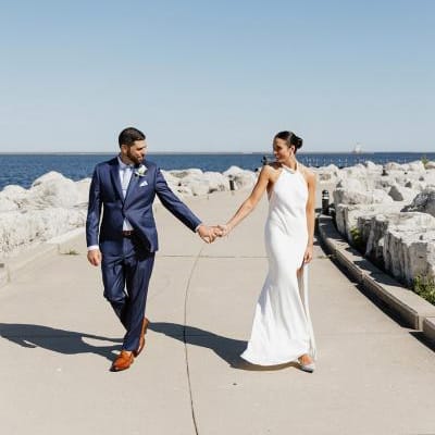 field/image/Sarah-Rose-Creative-CREDIT-NEEDED-Kate-Eric-MKE-Wedding-393.jpg