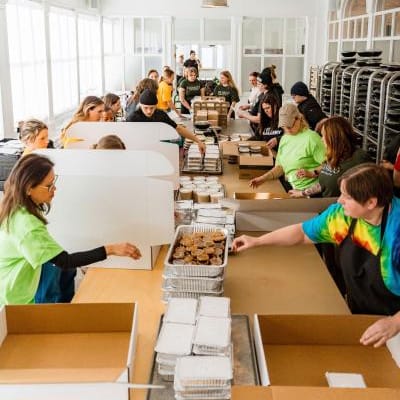field/image/CateringFoodDrive2025-MisterBerndt-05743-1.jpg