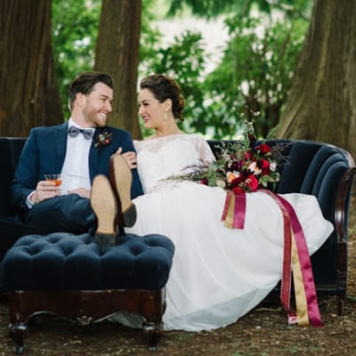 field/seattlebridemag_com_239elwb01_blackmesh_com/2018/image/GHGH-Van-Wyhe-Photography-0082pp_w768_h512.jpg