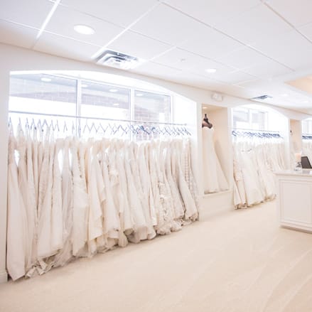 field/sandboxmnbridecom239elwb01blackmeshcom/image/Bridal-Accents-Couture-Aisle-File.jpg