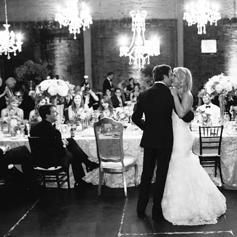 field/sandboxmnbridecom239elwb01blackmeshcom/image/SarahB_wedding.jpg