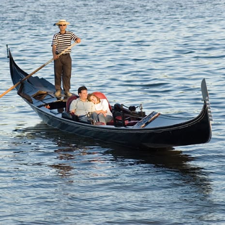 field/sandboxmnbridecom239elwb01blackmeshcom/image/Gondola-Romantica-25642_0.jpg