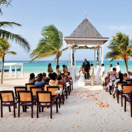 field/sandboxmnbridecom239elwb01blackmeshcom/image/BaltazarPhotography_1_0.jpg