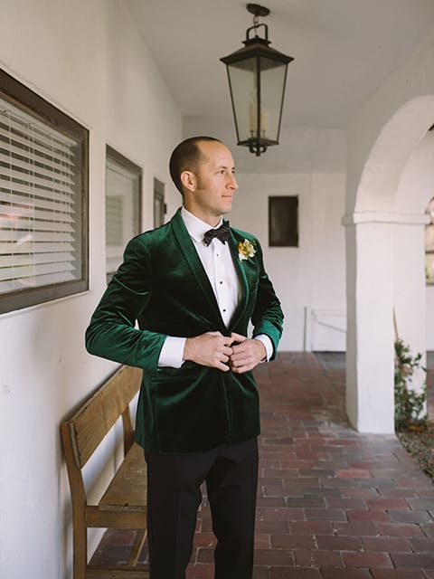 2025-08/Ingleside-inn-shoot-groom1.jpg