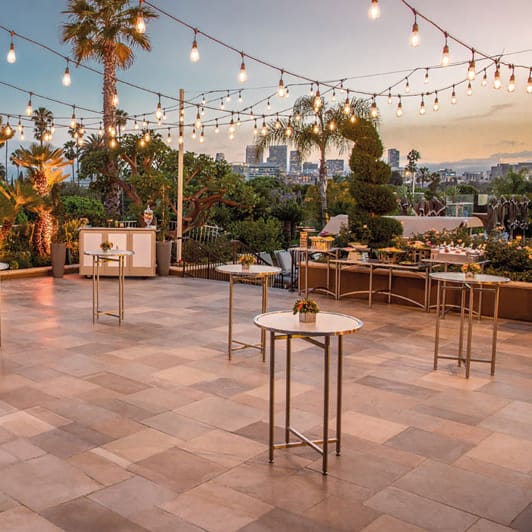 field/sandbox_californiaweddingday_com_239elwb01_blackmesh_com/2018/image/60a.jpg