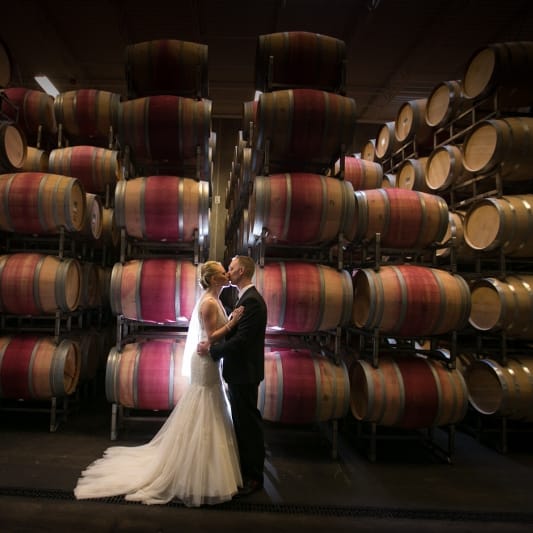 field/seattlebridemag_com_239elwb01_blackmesh_com/2018/image/Shaw_0284 (800x533).jpg