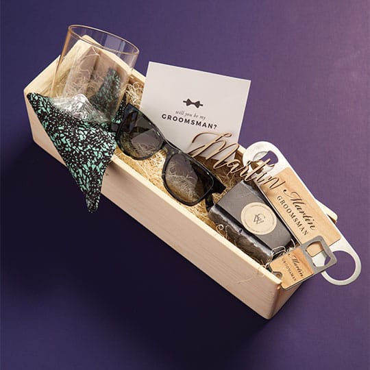 field/orbridemagcom239elwb01blackmeshcom/image/groomsmens-gifts.jpg