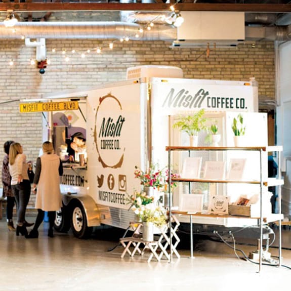 field/sandboxmnbridecom239elwb01blackmeshcom/image/MisfitCoffe514Studios.jpg
