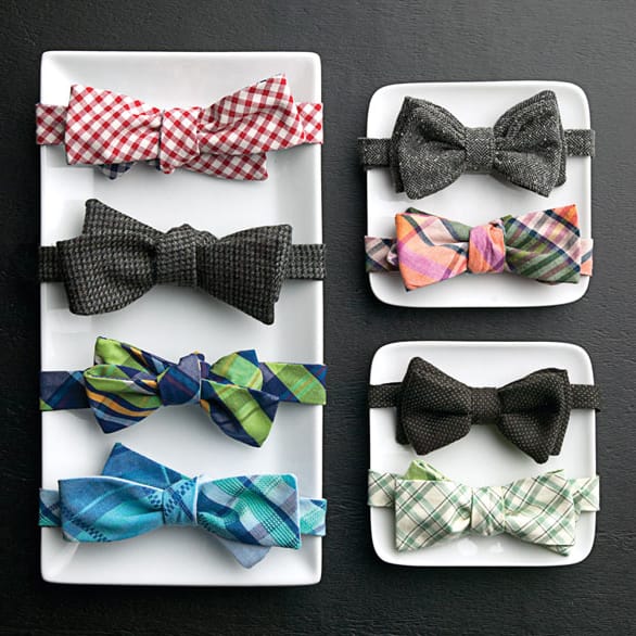 field/sandboxmnbridecom239elwb01blackmeshcom/image/adj-12.11-9858-BowTie-10191_0.jpg